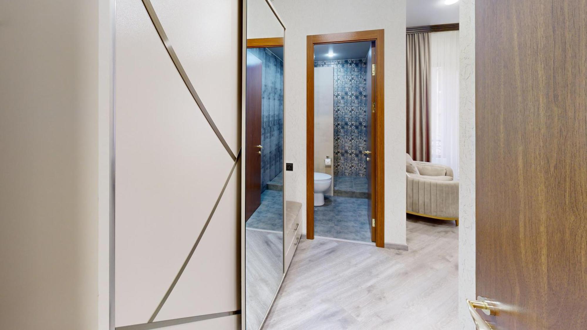 Royal Renaissance Hotel Erywań Zewnętrze zdjęcie
